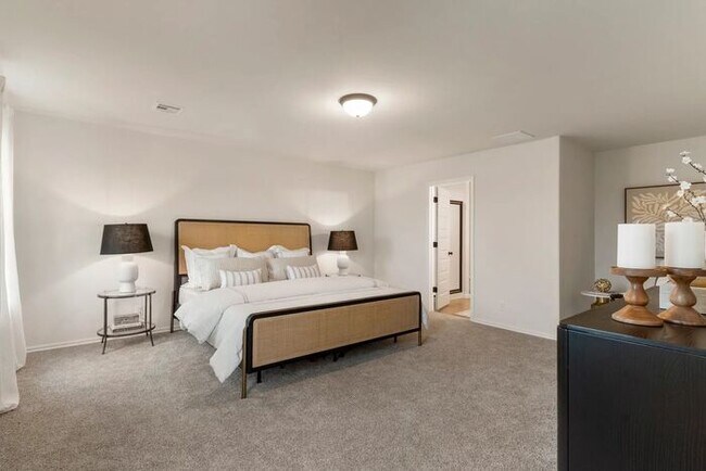 Building Photo - 4 Bedroom Home In Owasso