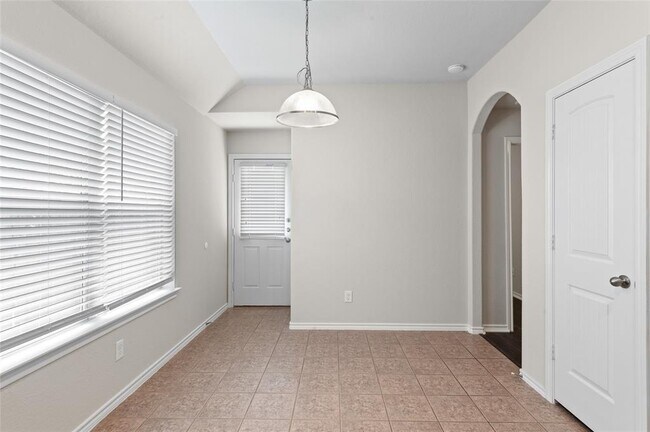 Building Photo - 14143 Astonshire Ln