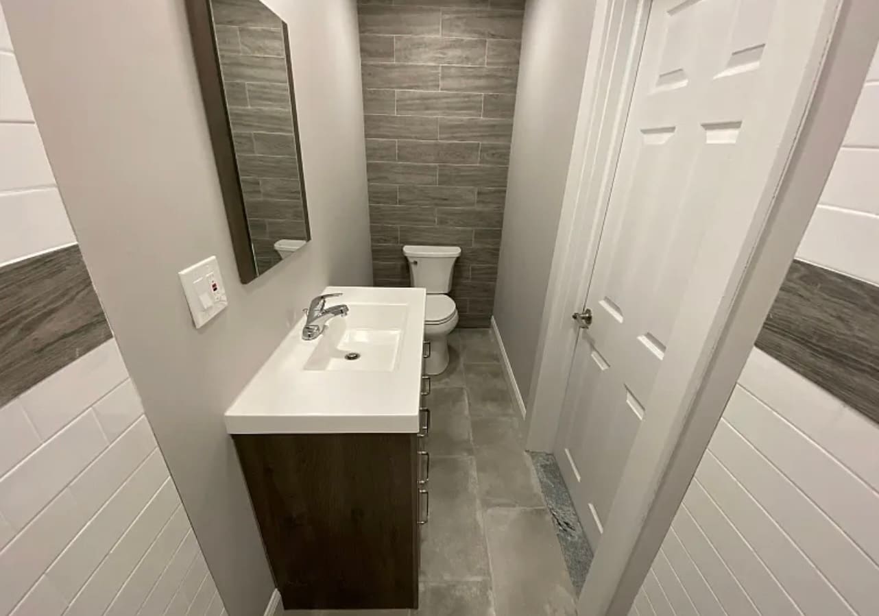 Bathroom 2 - 426 Cornelia St
