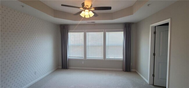 Building Photo - 110 Grand Approach Dr