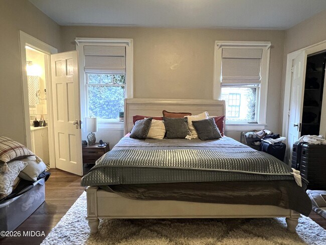 Building Photo - 171 Calloway Dr