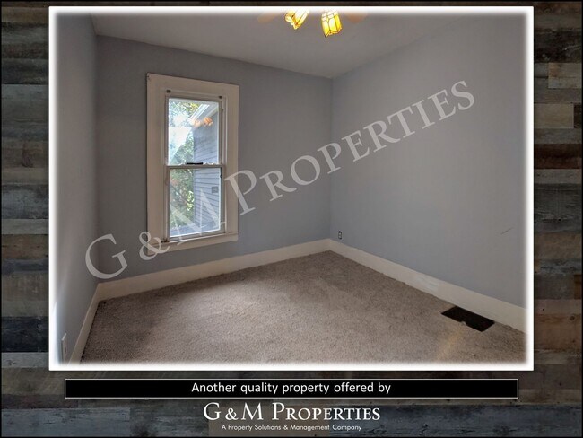 Building Photo - 3-Bedroom Rental Home: South Wedge Neighborhood!