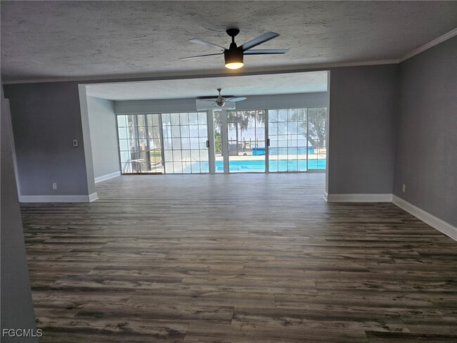 Building Photo - 3933 E River Dr