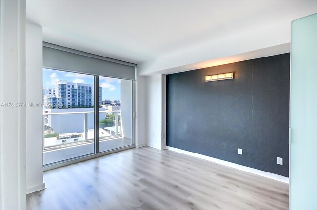 Building Photo - 4250 Biscayne Blvd