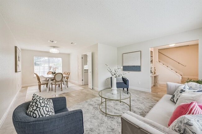 Building Photo - 2711 Weald Way Ct