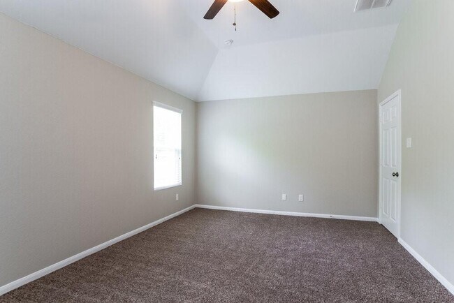 Building Photo - 21223 Fox Orchard Ct
