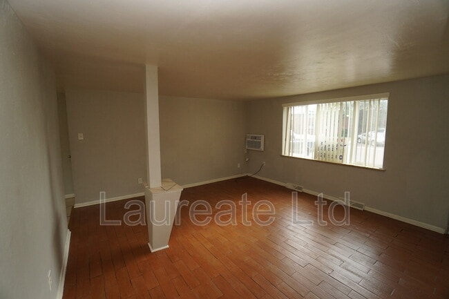 Building Photo - 673 Miller Ct
