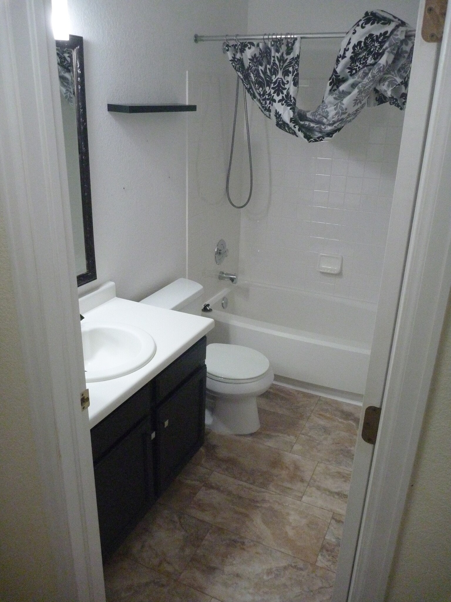 Upstairs Bathroom - 8766 Allison Dr