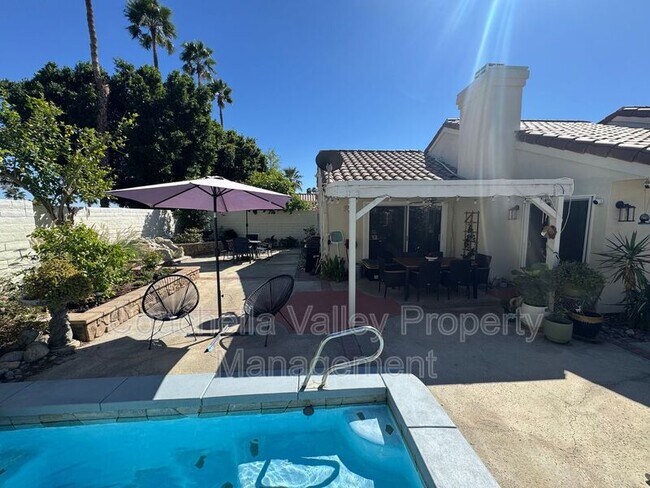 Building Photo - 43584 Via Magellan Dr