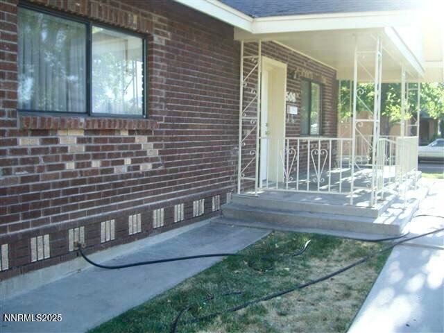 Building Photo - 506 E Taylor St