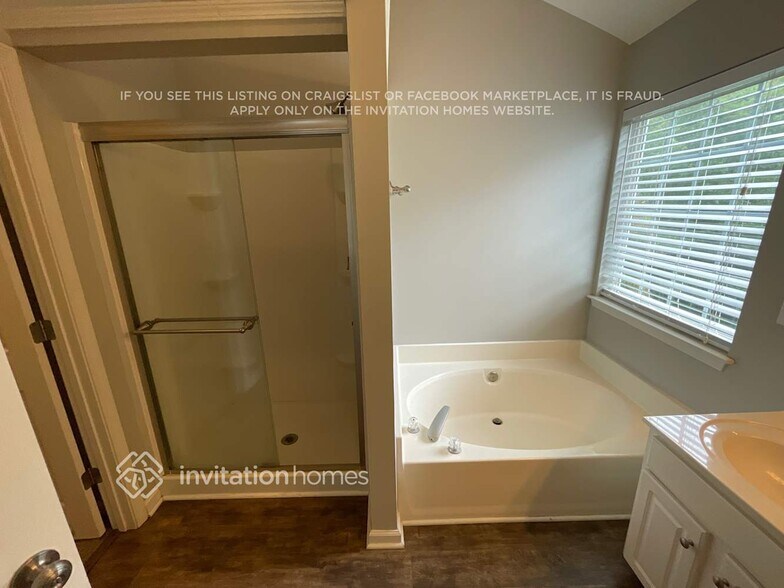 Building Photo - 10636 Northgate Trail Dr