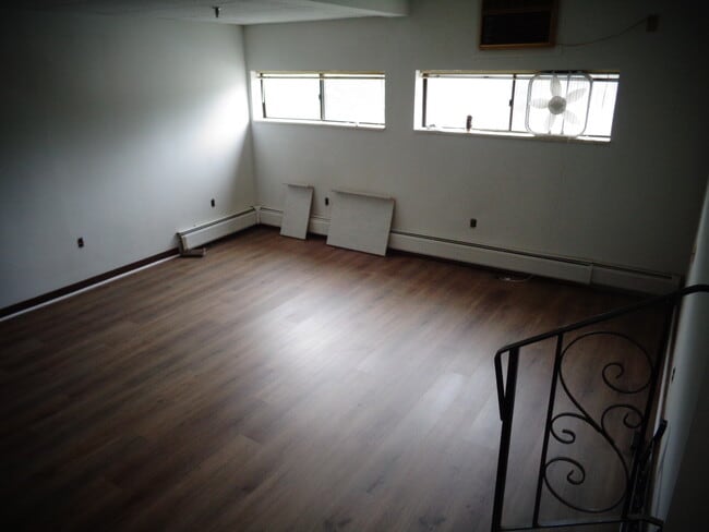 Building Photo - 43 White St