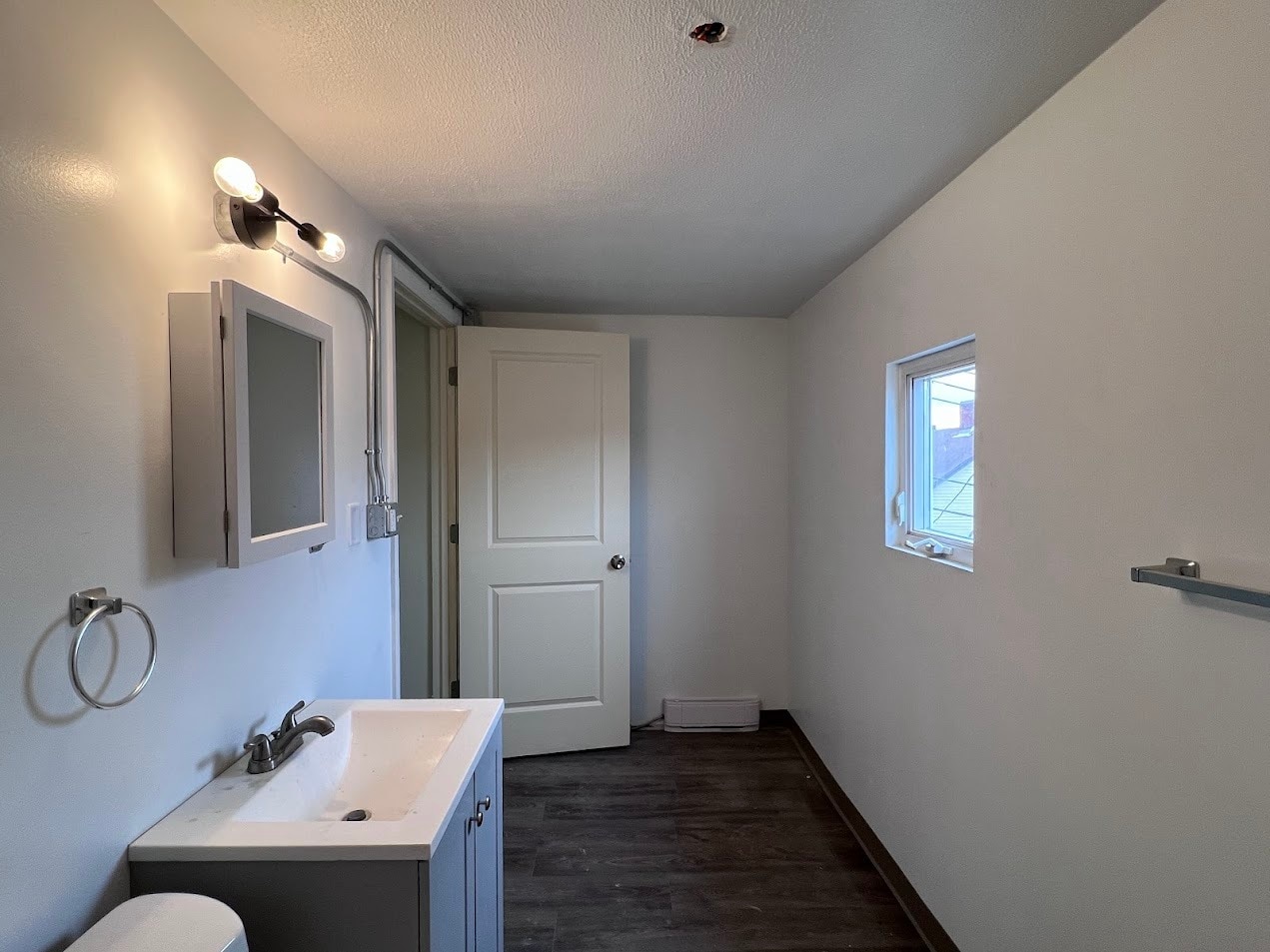 Building Photo - 542 Ohio Ave