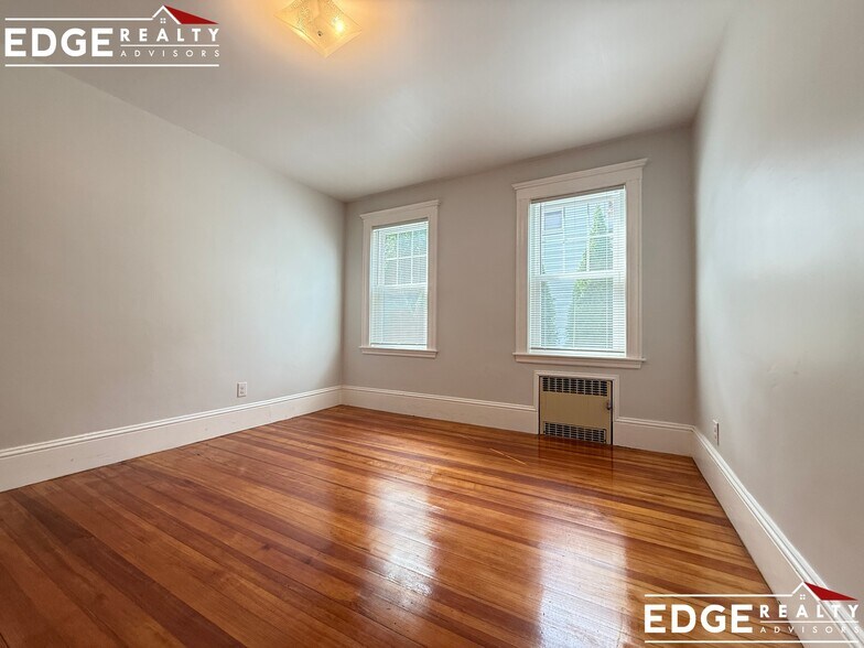 Building Photo - 241 Boylston St