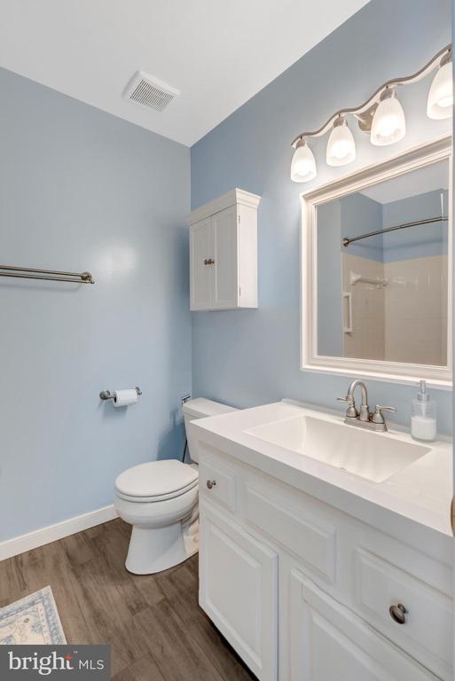 Building Photo - 5617 Gosling Dr