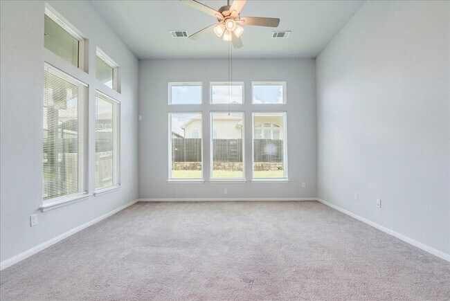 Building Photo - 275 Cherrystone Loop