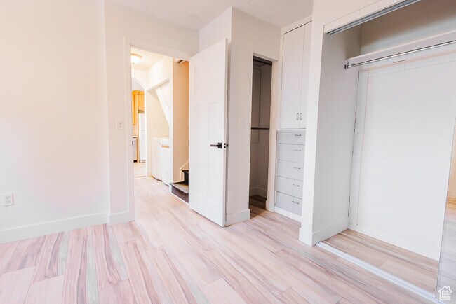 Building Photo - 8544 S 300 E