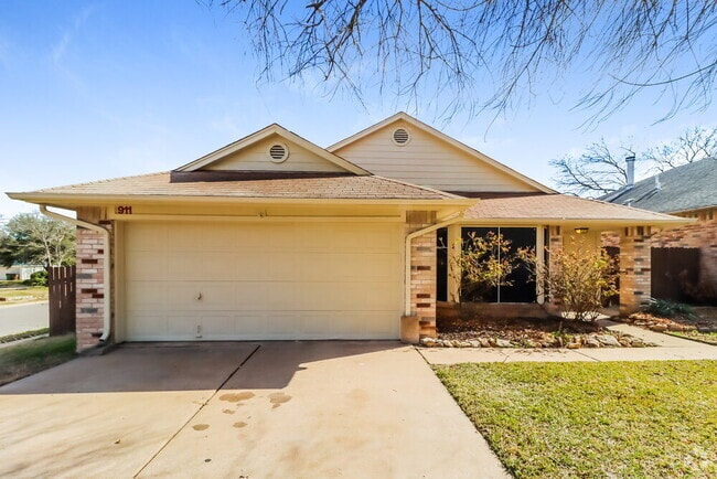 Building Photo - 911 Saunders Dr