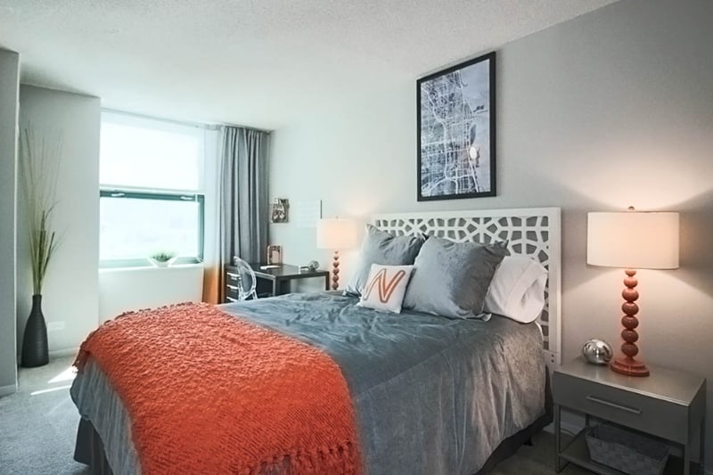 Building Photo - 77 N Clark St