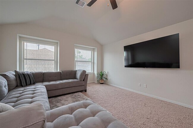 Building Photo - 16886 Ramsay Cascades Dr