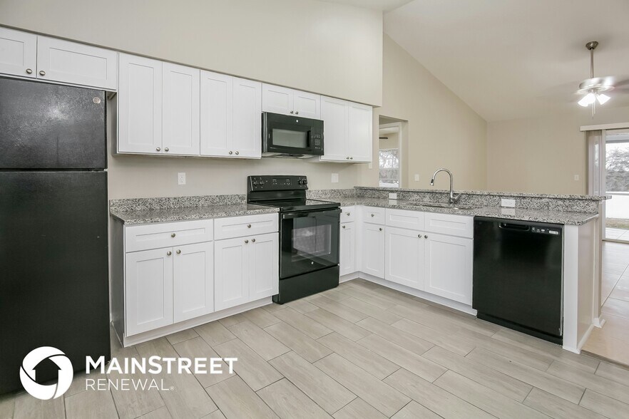 Building Photo - 246 Cobblestone Dr