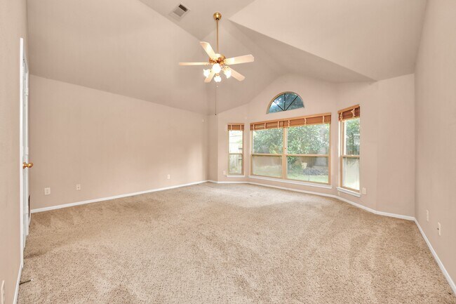 Building Photo - 3818 S Barnett Way