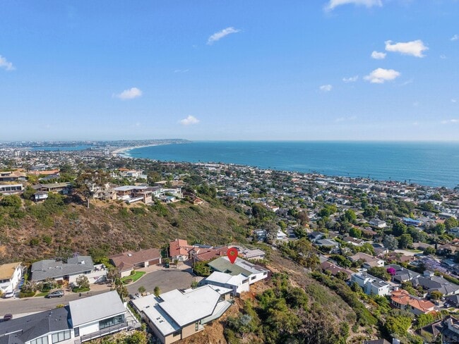 Building Photo - 5995 La Jolla Corona Dr