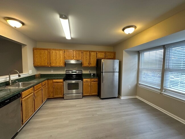 Building Photo - Charming 3 Bedroom/2.5 Bathroom Townhome with Attached Garage in Reisterstown, MD!