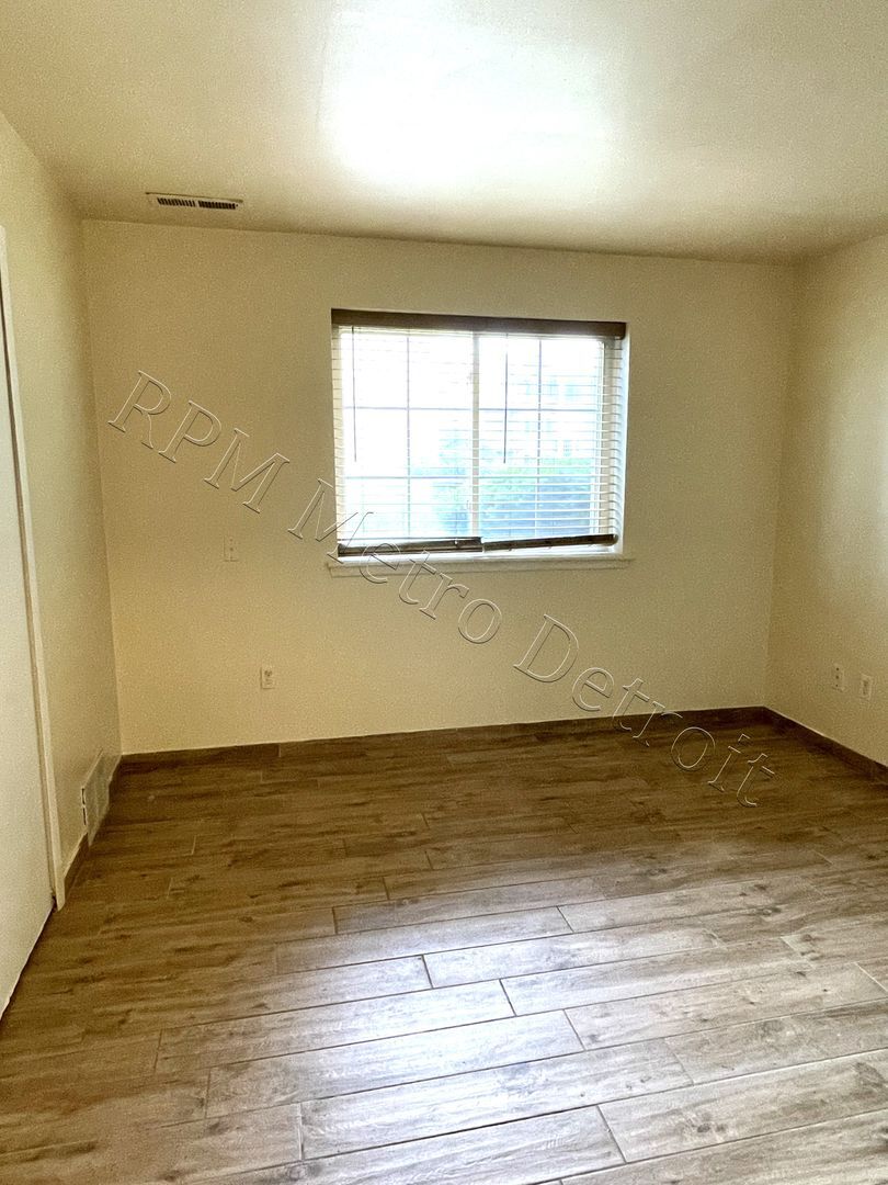 Building Photo - 45250 Keding St