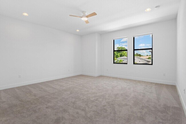 Building Photo - 8311 Essex Country Clb Dr