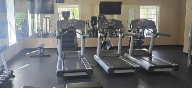 Building Photo - 7564 Bishop Square Dr