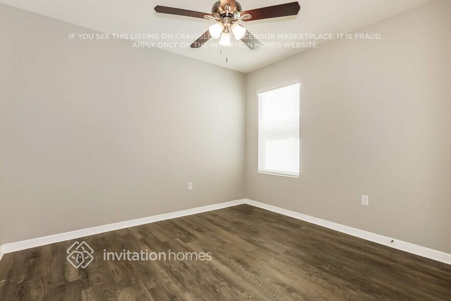 Building Photo - 14954 Flowing Gold Dr