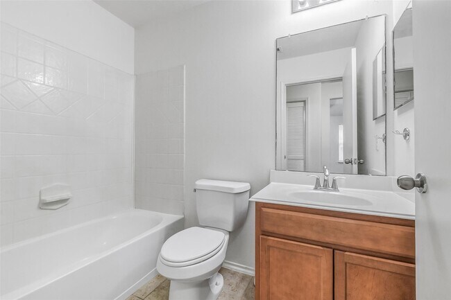 Building Photo - 17226 Osprey Landing Dr