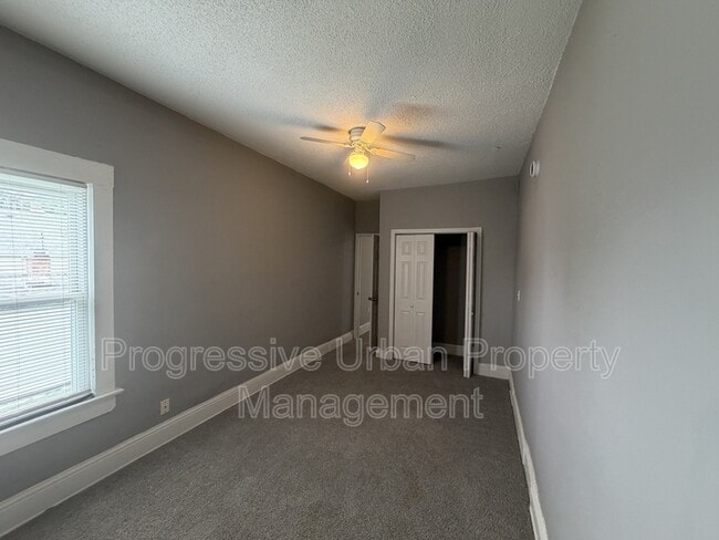 Building Photo - 4520 Bush Ave