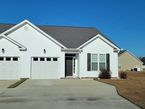 Building Photo - 2127 Briarpatch Dr