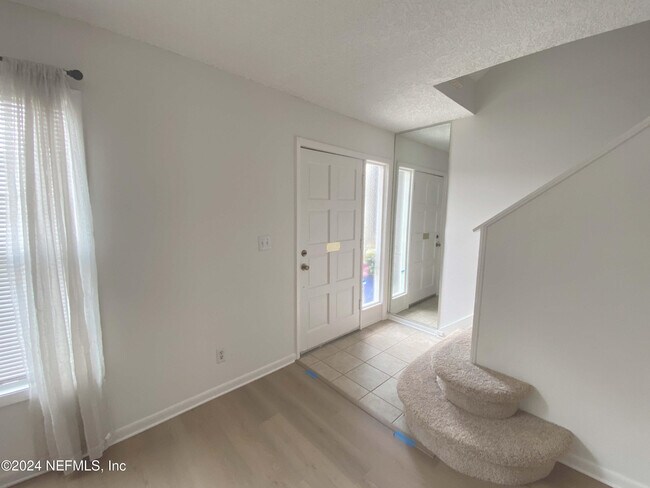 Building Photo - 695-A1A A1A N