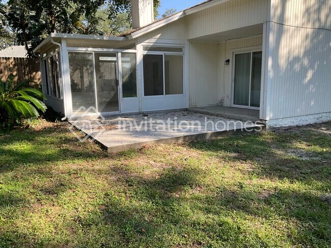 Building Photo - 14309 Lackman Ln