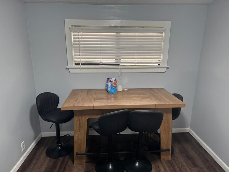 Building Photo - 126 Montgomery St