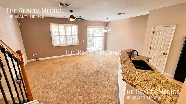 Building Photo - 308 Golden Dewdrop Way