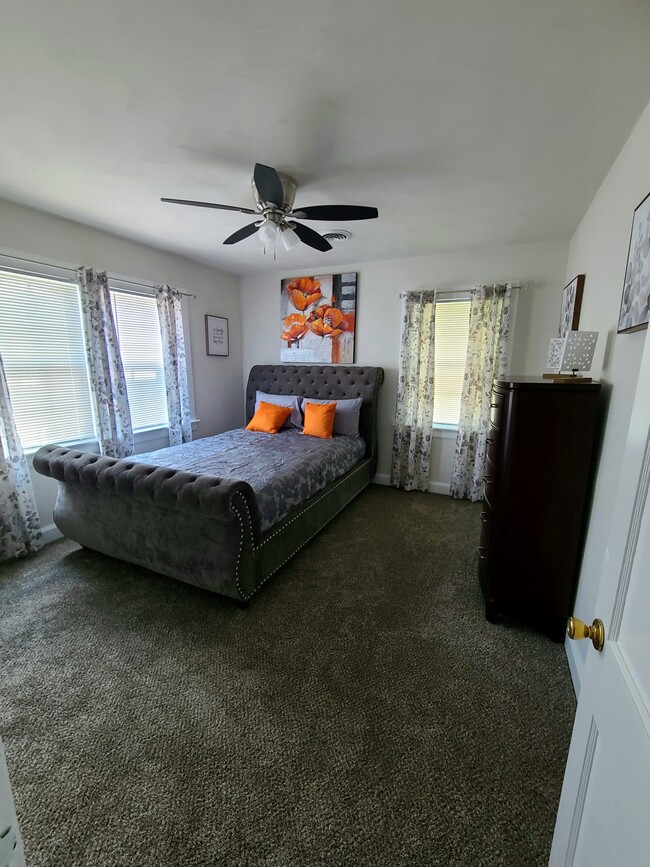 Primary Photo - 257 Mt Vernon Ave