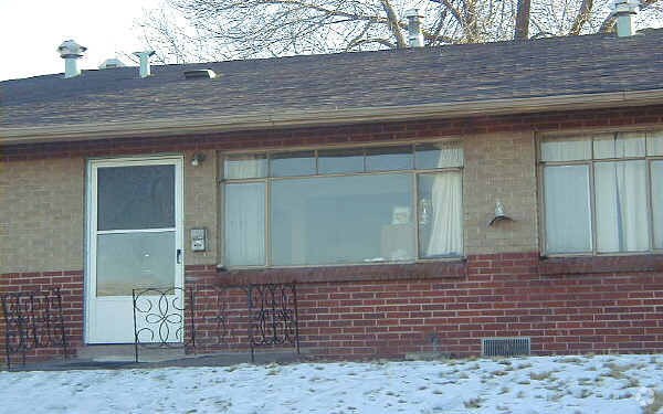 Primary Photo - 1695 Sheridan Blvd