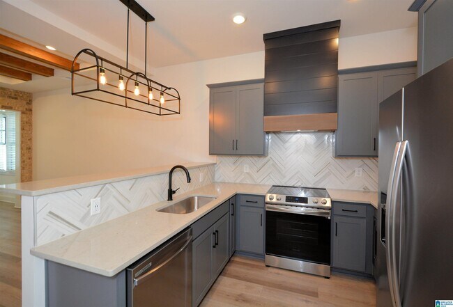 Building Photo - 1107 Windsor Sq
