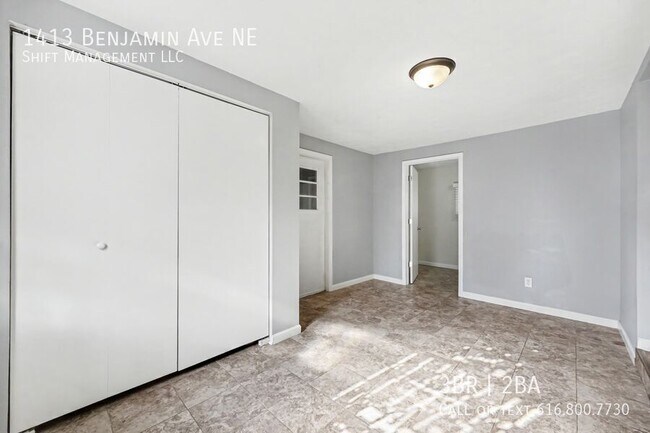 Building Photo - 1413 Benjamin Ave NE