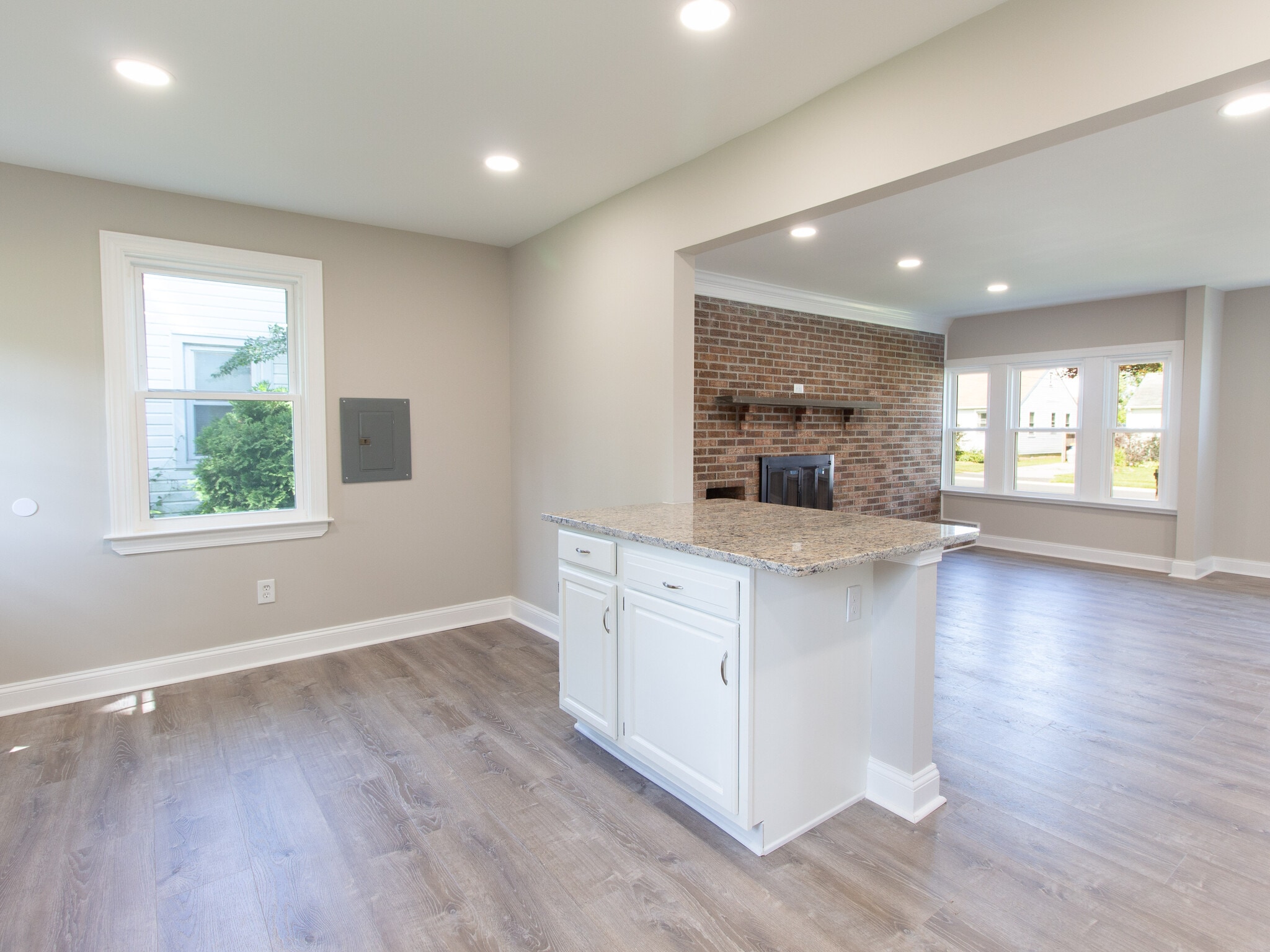 Dining Area - 114 Harding Ave