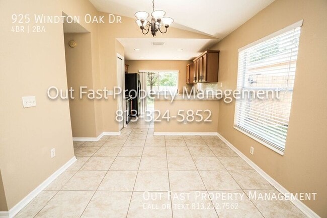 Building Photo - 925 Windton Oak Dr