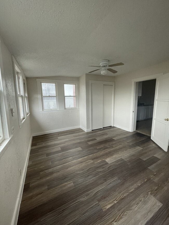 Building Photo - 1522 Yandell Dr