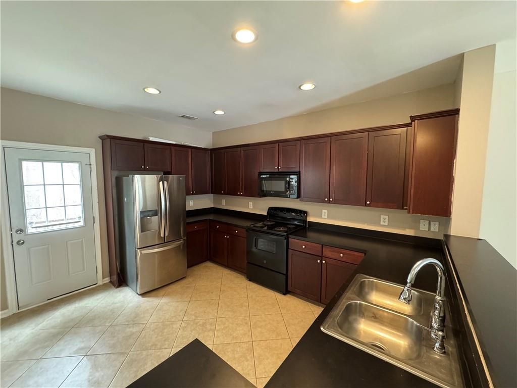 Building Photo - 3058 Cedar Glade Ln NE