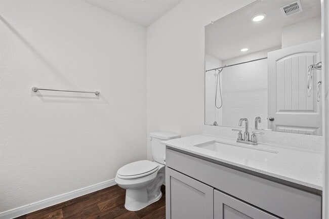 Building Photo - 1331 Camden Ln