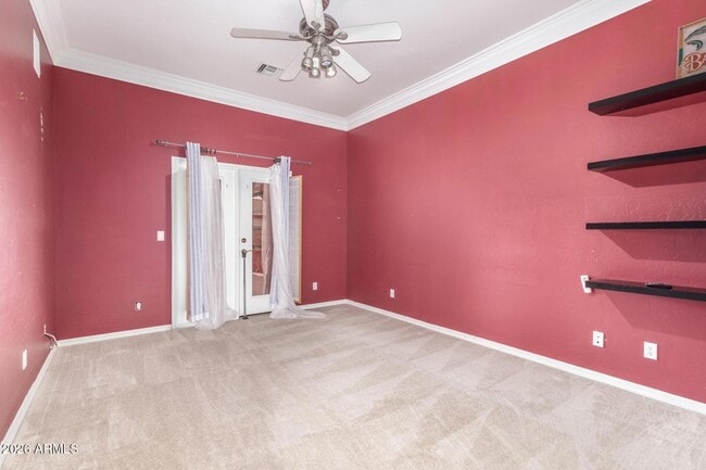 Building Photo - 589 N Acacia Dr