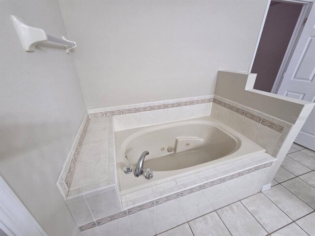 Building Photo - 14955 Hawksmoor Run Cir